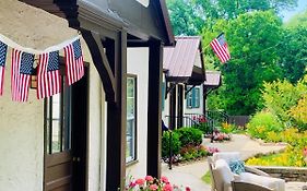 Riverview Inn